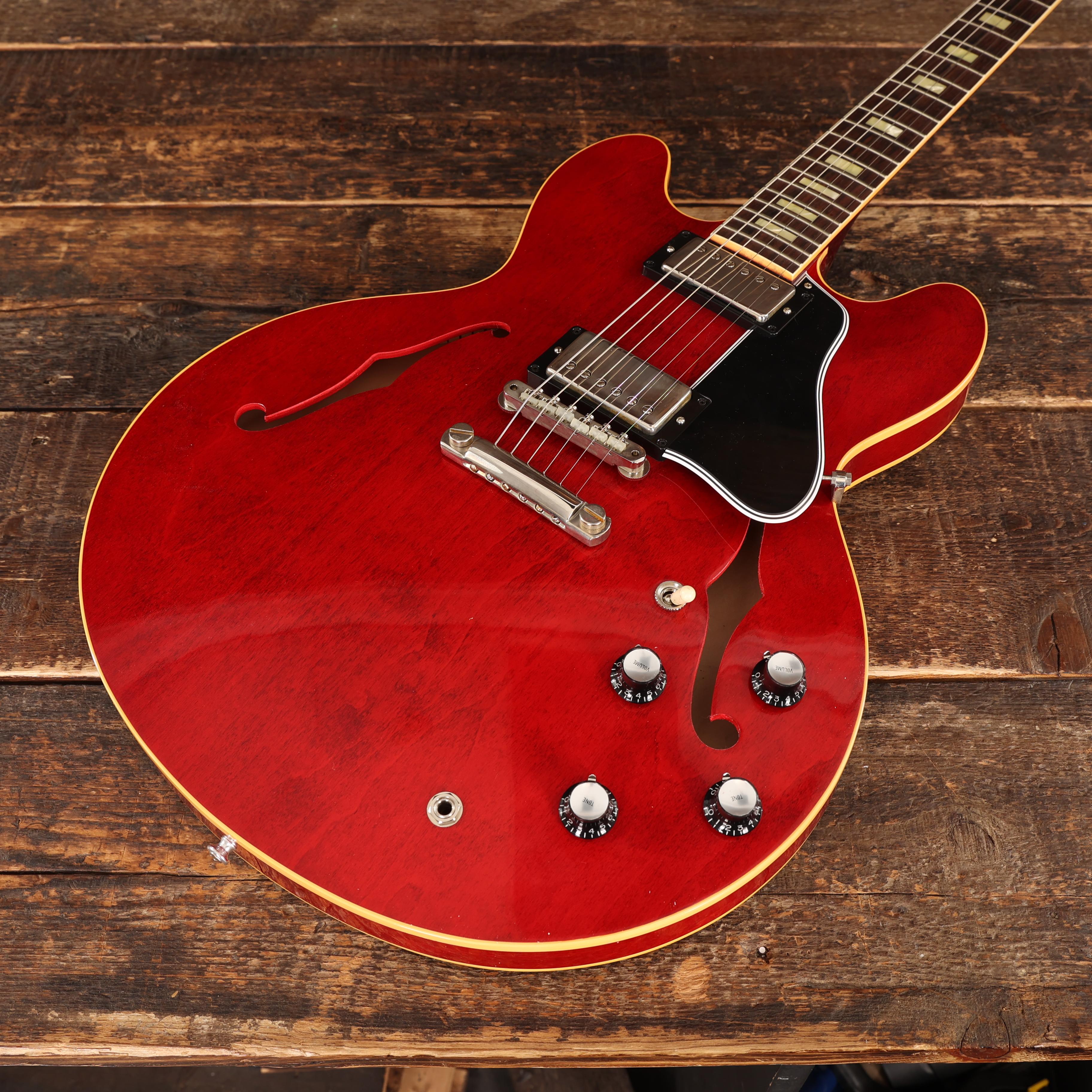 Gibson Custom Shop 1964 ES-335 Reissue VOS in 60s Cherry